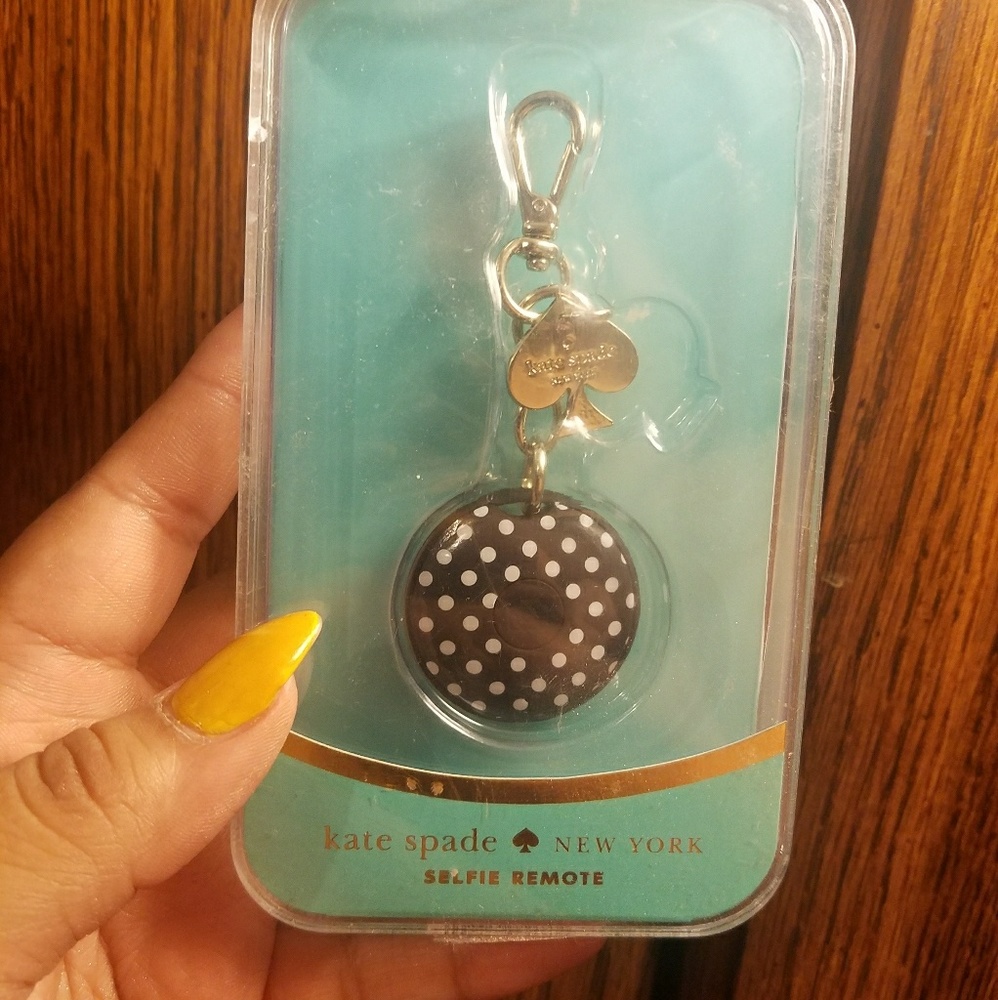 Kate Spade remote selfie